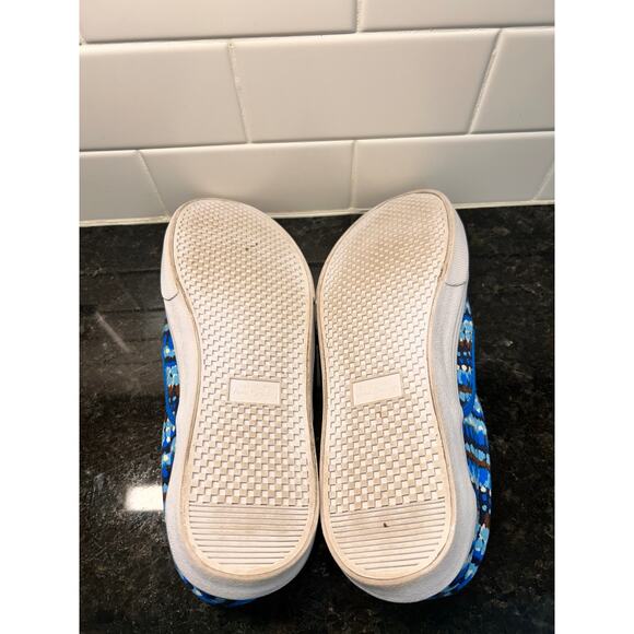 Vera Bradley Women's Canvas Patterned Slip-On Sneakers Casual Blue and Brown 10 - Picture 10 of 11